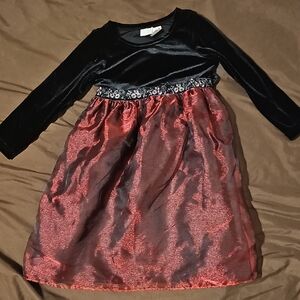 Black and Red Velvet Dress